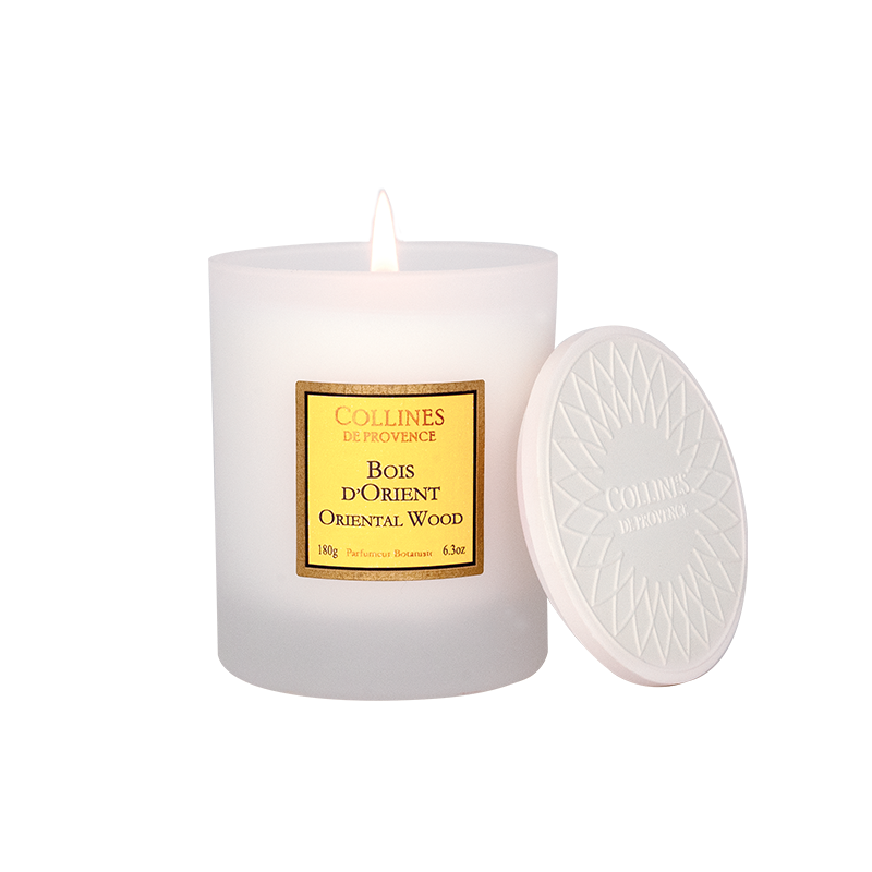 Oriental wood Scented Candle