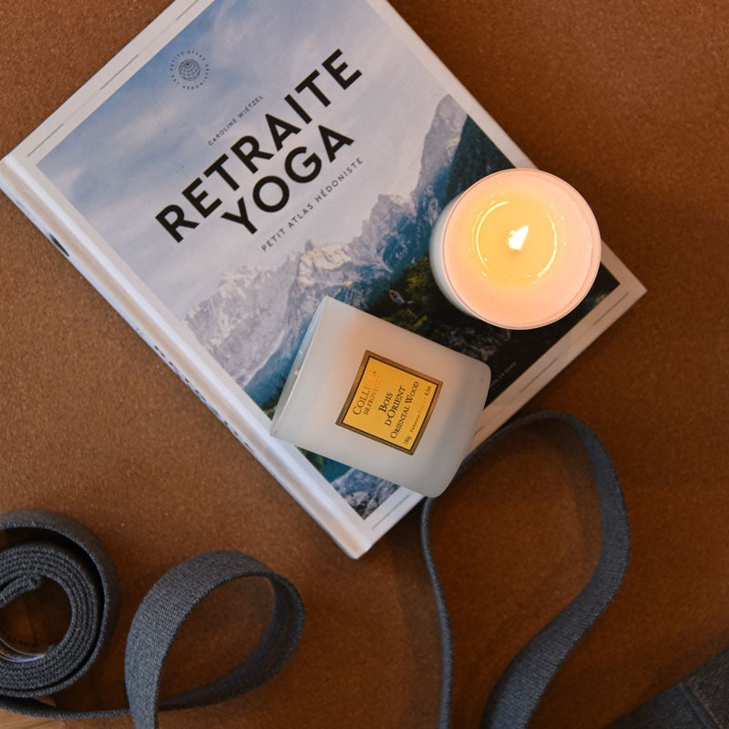 Oriental wood Scented Candle